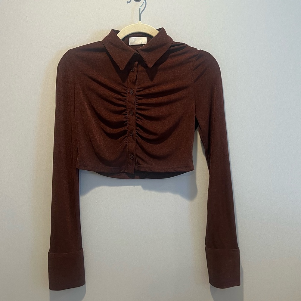 NWT - Isalis - Long Sleeve Ruched Top in Espresso